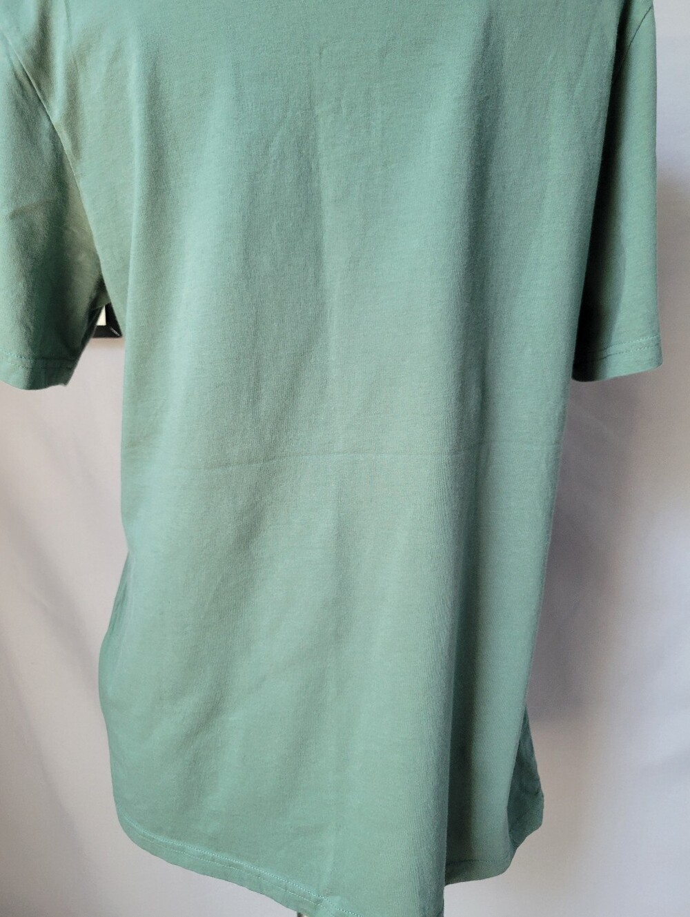 Pact Short Sleeve Graphic Tee Green Wear Plants Not Plastic M - Picture 8 of 11